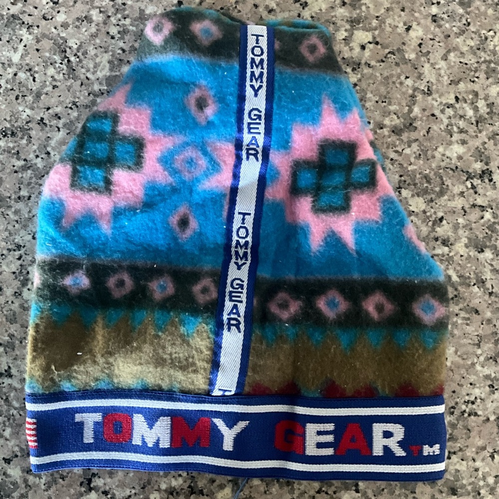 Tommy Gear Patterned Beanie - Turquoise & Pink